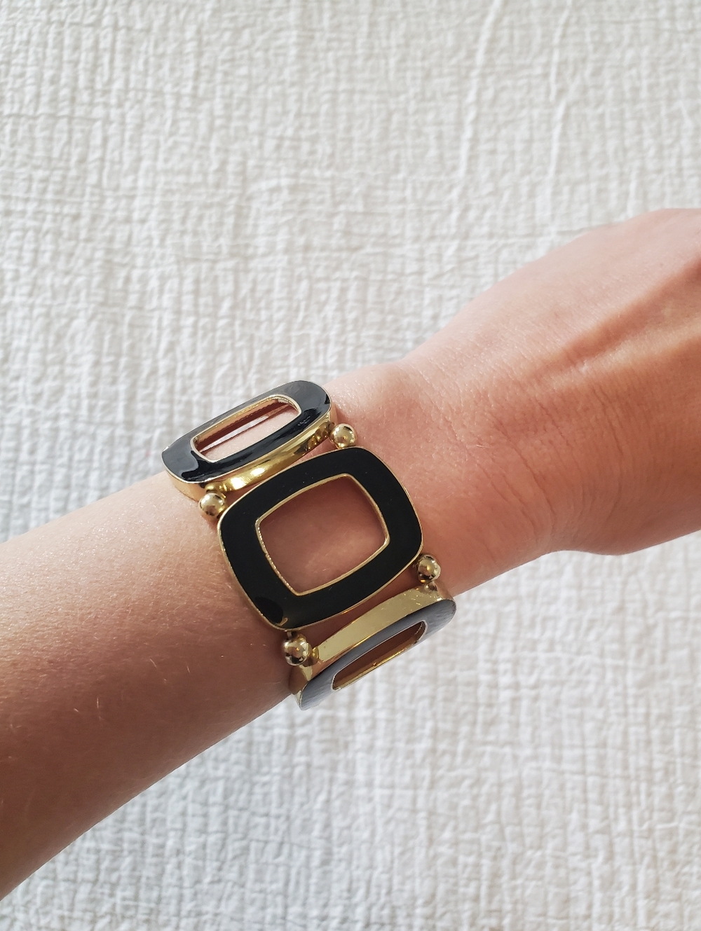 Chic & Edgy Gold and Black Geometric Link Stretchy Cuff Bracelet